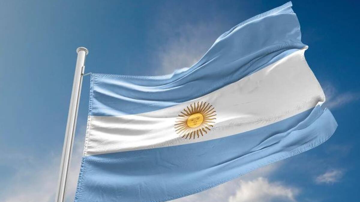 Actual bandera argentina. Foto: Reuters.