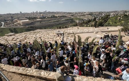 Semana Santa en Jerusalén. Foto: EFE /EPA/ATEF SAFADI