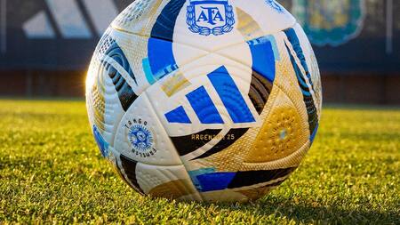 Pelota del Torneo Clausura 2025.