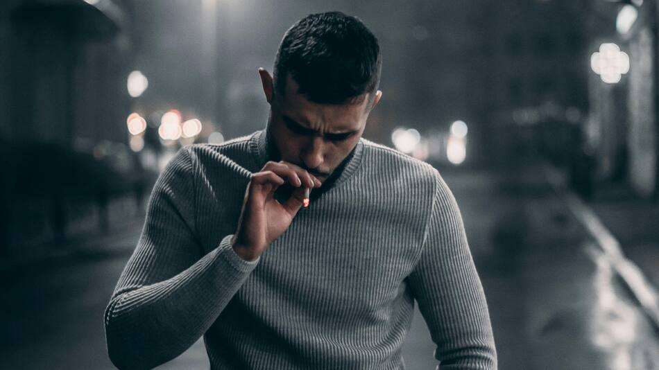 Fumar, cigarrillos, tabaco. Foto: Pexels.