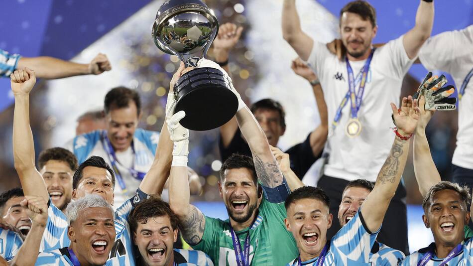 Racing campeón de la Copa Sudamericana. Foto: EFE