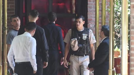 Ataque de motochorros frente al Hotel Faena