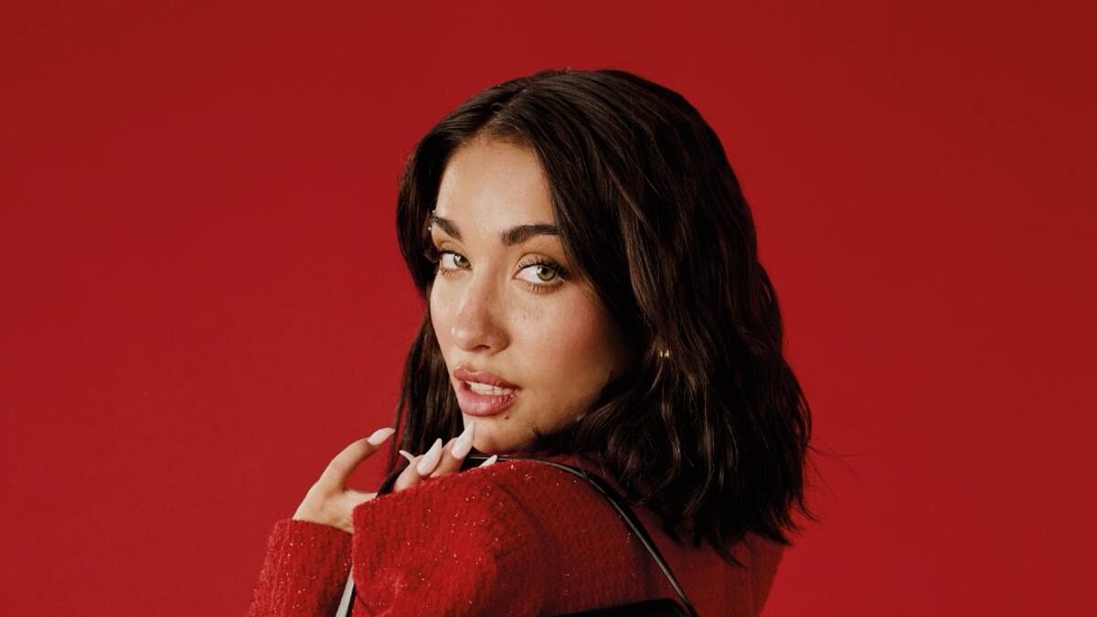 María Becerra.