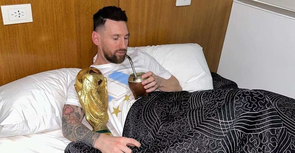 Lionel Messi tomando mate. Foto X @InterMiamiZone