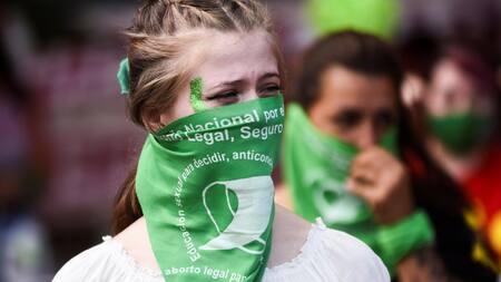Aborto Legal ya es Ley en Argentina, un día histórico, en fotos, REUTERS