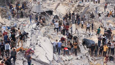 Aviones de combate israelíes atacaron "infraestructuras terroristas" en Siria luego de disparos desde las zonas bombardeadas hacia la región. Télam