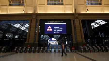 Trenes, paro, foto Reuters