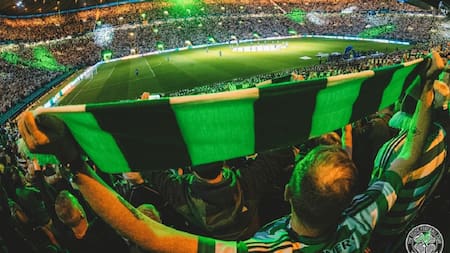 Hinchada del Celtic. Foto: Instagram @celticfc