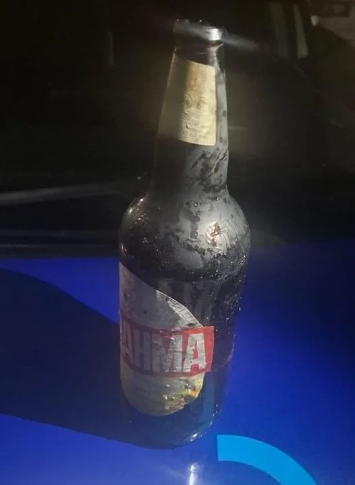 Adolescentes quemaron a un policía con una bomba molotov. Fuente: Agencia Noticias Argentinas / Policía de Córdoba