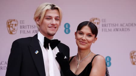 Millie Bobby Brown y Jake Bongiovi. Foto: Reuters