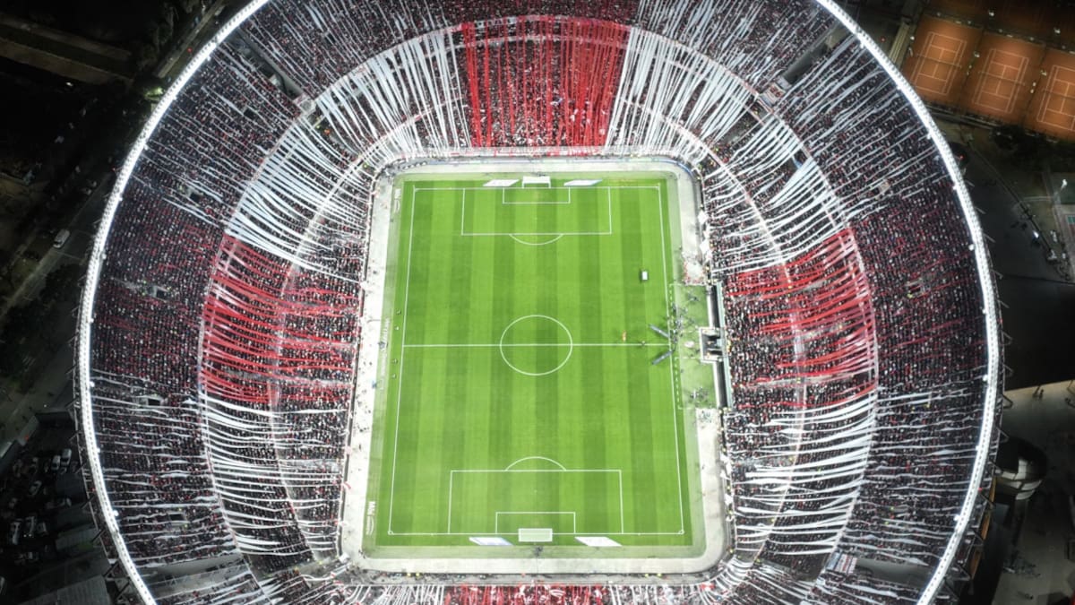 Recibimiento de RIver. Foto: Twitter River