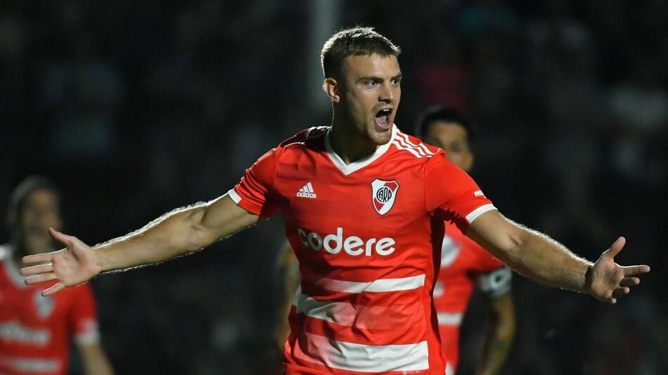 Sarmiento vs. River, NA