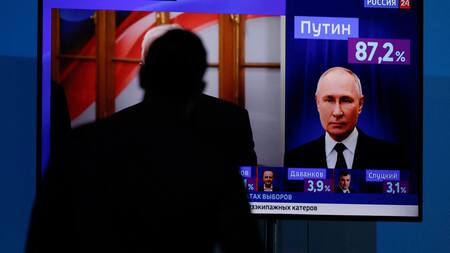 El Kremlin festejó el resultado "excepcional" de las elecciones rusas en las que volvió a ganar Putin