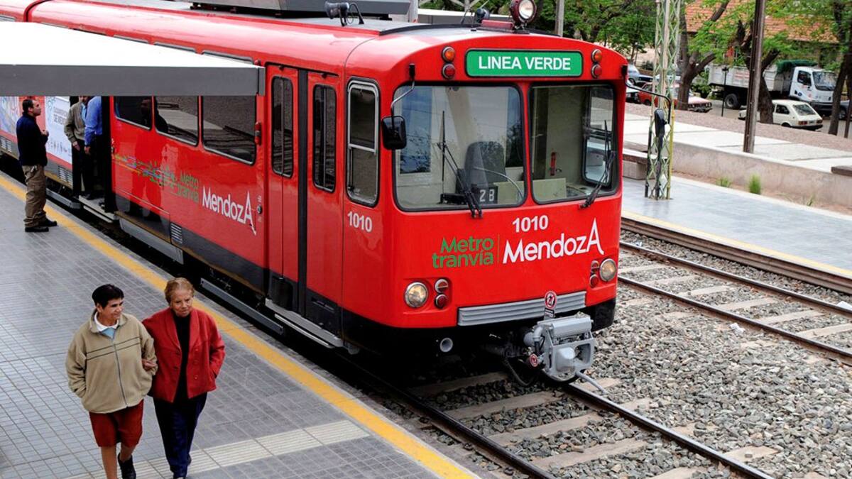 El metrotranvía de Mendoza llegará hasta el aeropuerto.