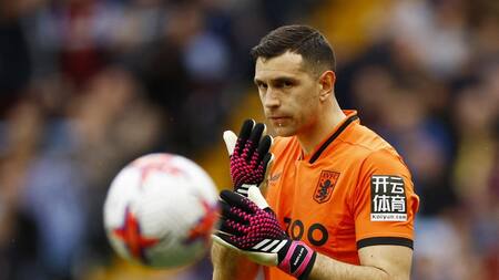 Dibu Martínez, Aston Villa, Premier League. Foto: REUTERS