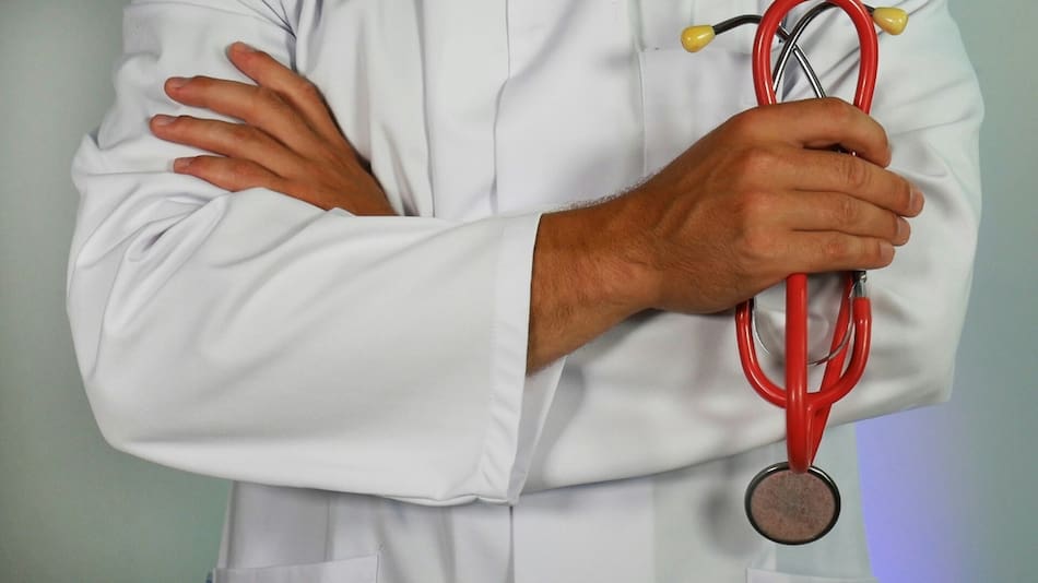 Más del 20 % de los gastos médicos corren a cargo de los propios pacientes. Foto: Unsplash.