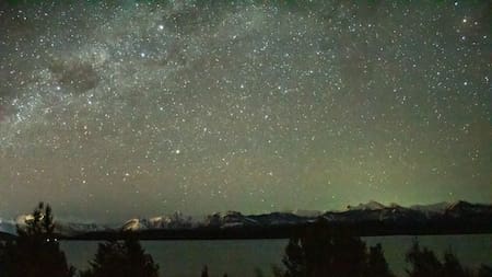 Sierra Grande ofrece paisajes con cielos despejados inigualables. Foto: Google Maps.