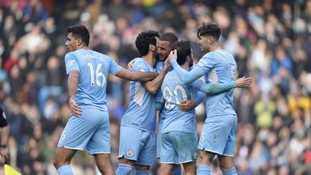 Festejo del Manchester City ante el Chelsea por la Premier League, AGENCIA EFE