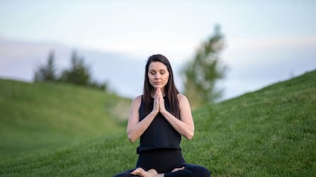 Meditación; yoga. Foto: Unsplash.