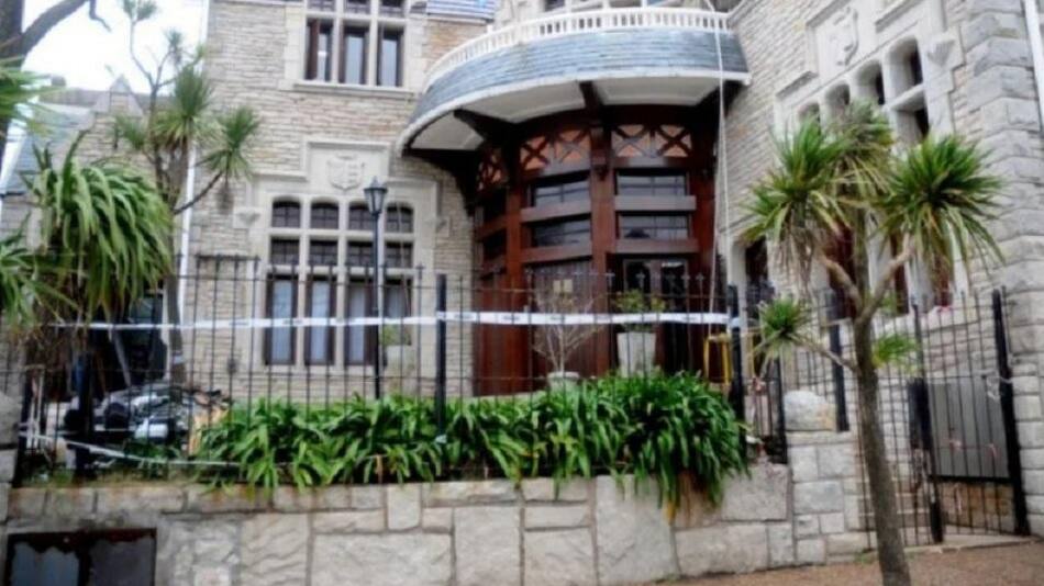 Casa de pastor detenido, NA