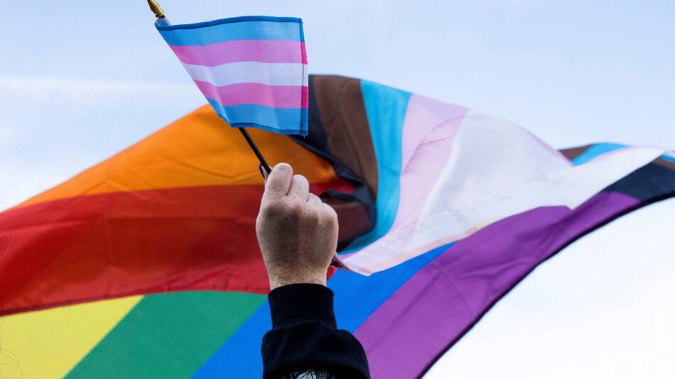 Bandera LGBTIQ+. Foto: Reuters.