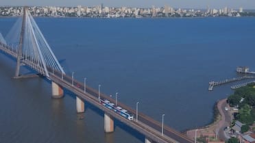 Viajar a Paraguay en tren: cuánto sale el viaje desde Argentina que dura menos de 10 minutos y es muy económico