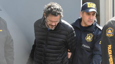 Martín del Río siendo trasladado para declarar. Foto: Télam