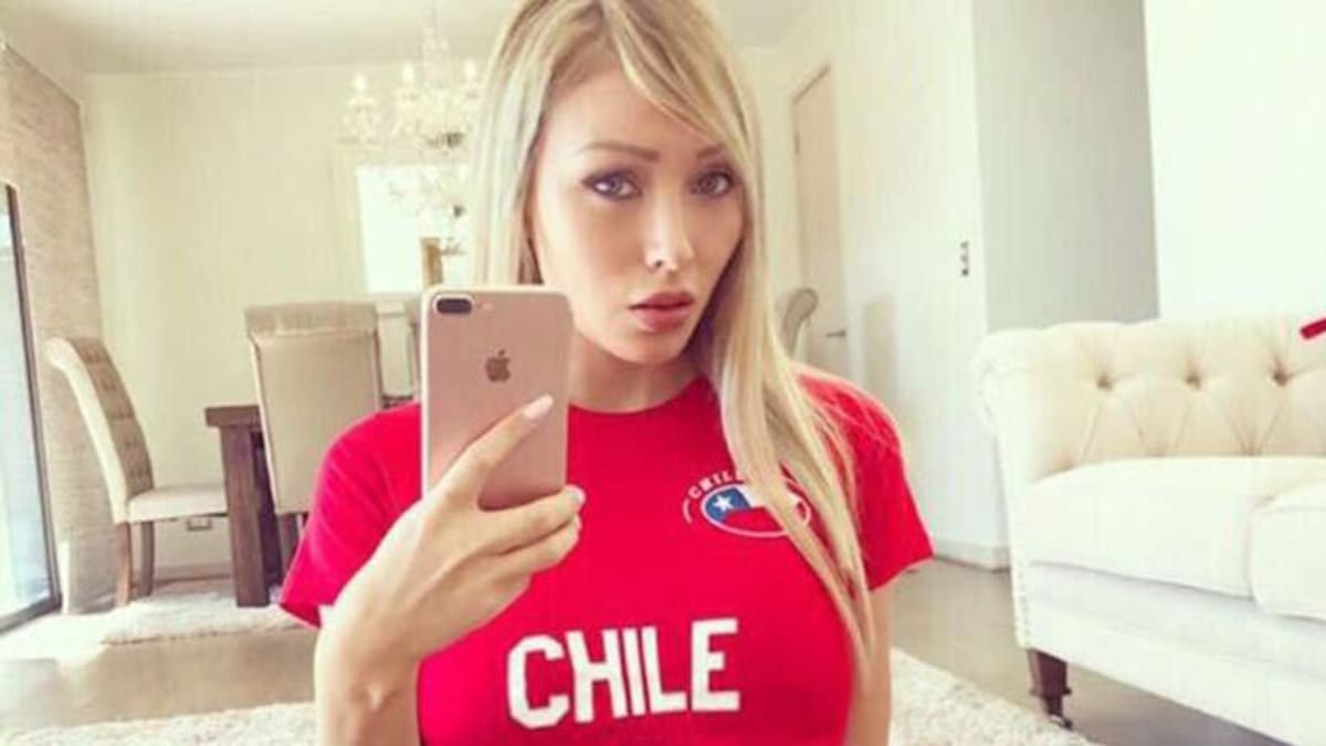 Daniella Chávez, la hincha número 1 de Chile, levanta suspiros con sus fotos más sexies