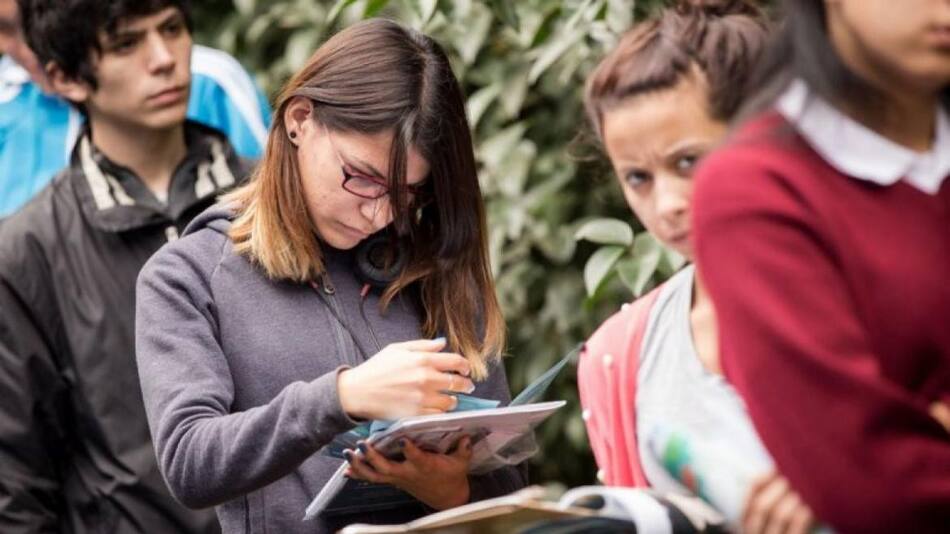 Búsqueda de empleo - economía argentina