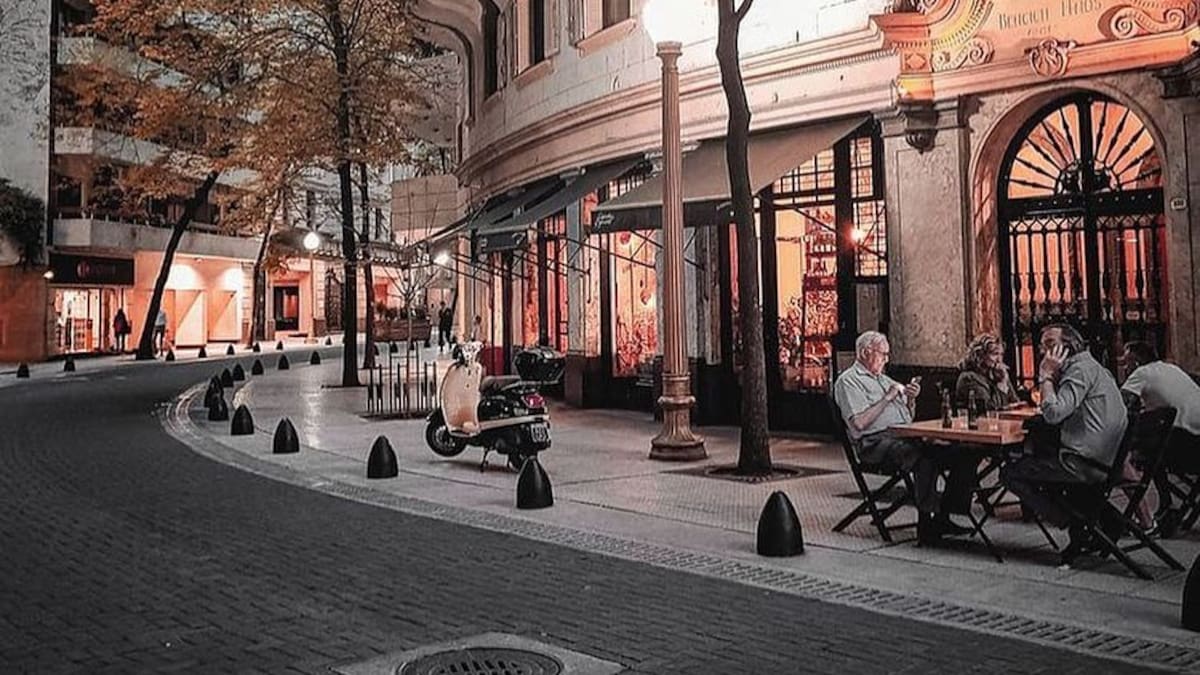 Una de las calles más turísticas y pintorescas de CABA.