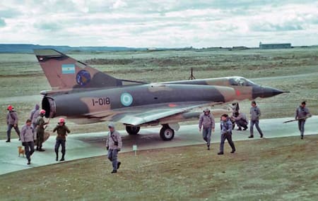 Los aviones que Perú le brindó a la Argentina