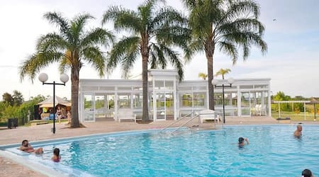 Las Termas de Colón, Entre Ríos, una de las más visitadas del país. Foto: NA.