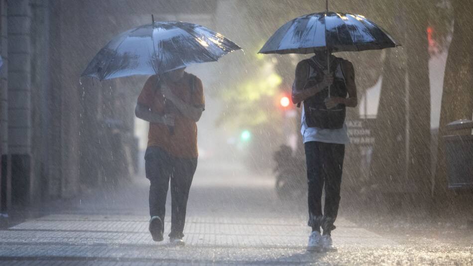 Lluvia sobre Buenos Aires. Foto: NA.