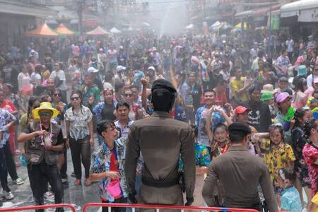 Robot policía de Tailandia. Foto: Real Policía Tailandesa