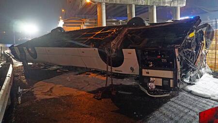Grave accidente de un colectivo en Italia. Foto: EFE