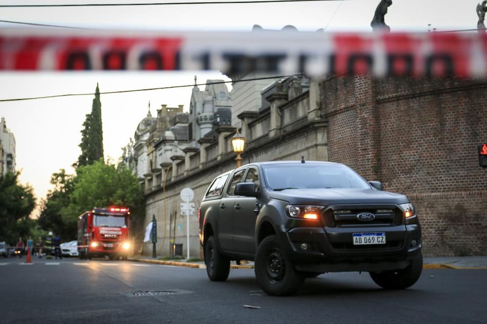 Explosión en el cementerio de la Recoleta, NA