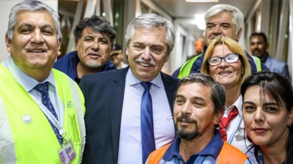 Alberto Fernández inicia gira por Europa