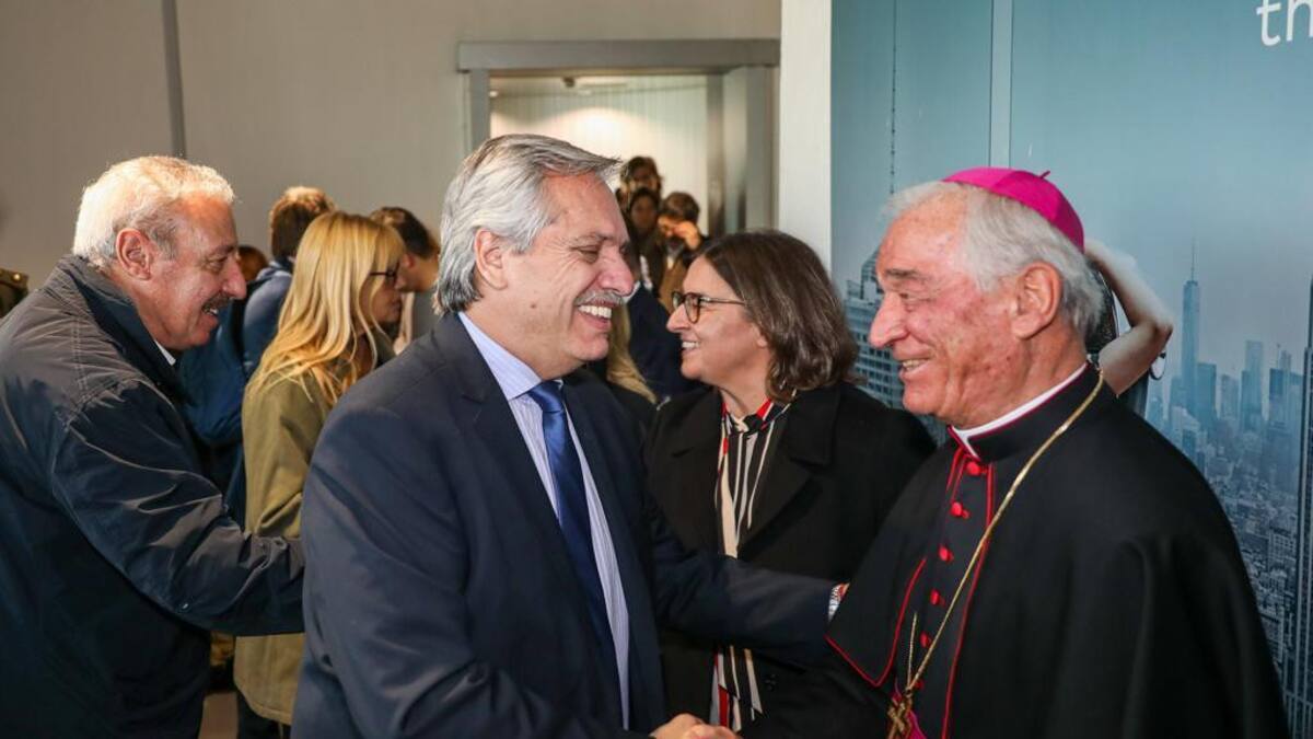 Alberto Fernández en Roma, gira por Europa
