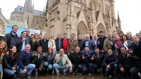 Dirigentes en la marcha a Lujan por Paz, Pan y Trabajo