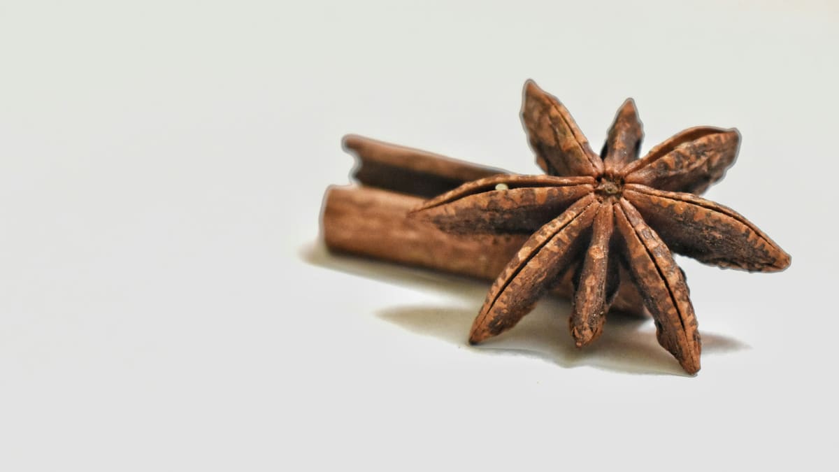 Analgésico, antiinflamatorio y antimicrobiano: los múltiples beneficios de la especia más recomendada por la medicina natural
