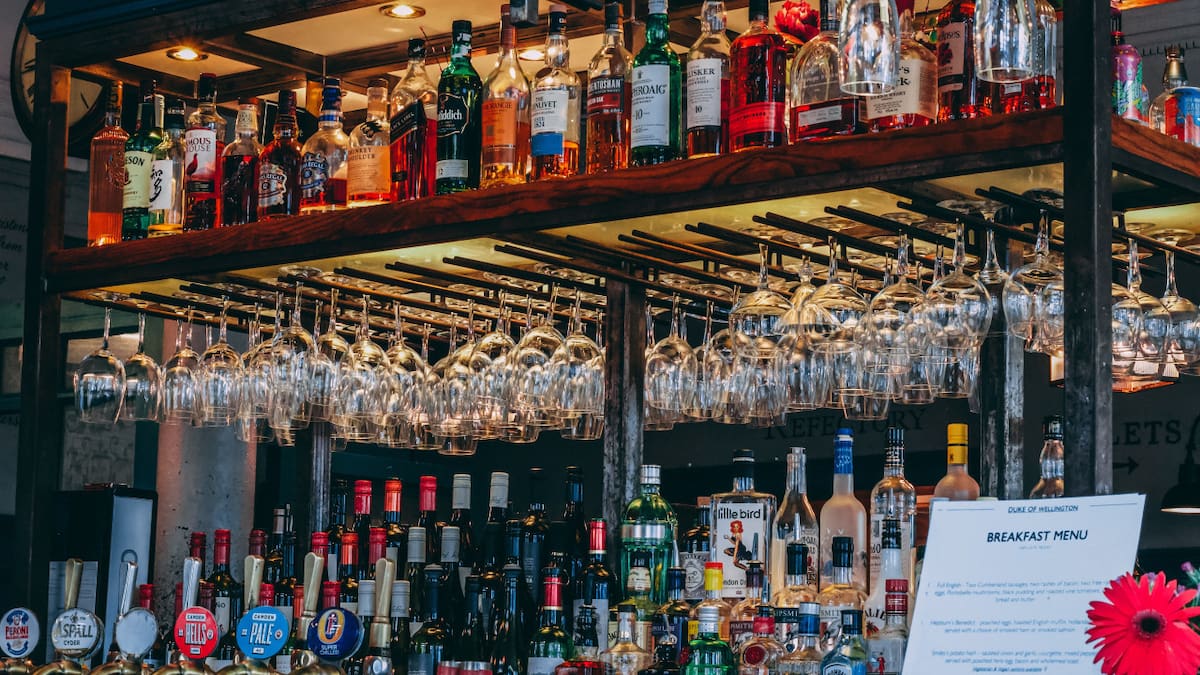 Tres bares argentinos, entre los mejores 50 del mundo. Foto: Unsplash