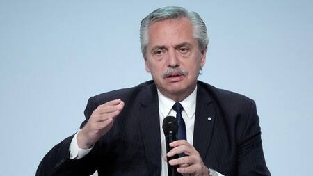 Alberto Fernández en Indonesia_Reuters