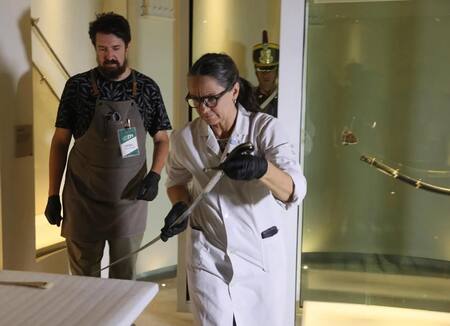 Traslado del sable corvo del General San Martín.