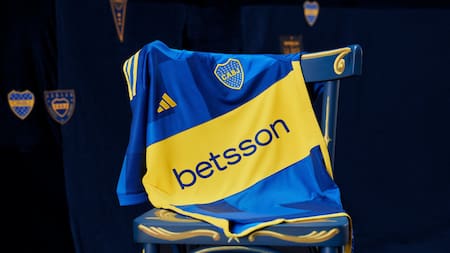 Nueva camiseta de Boca para la temporada 23-24. Foto: @BocaJrsOficial.