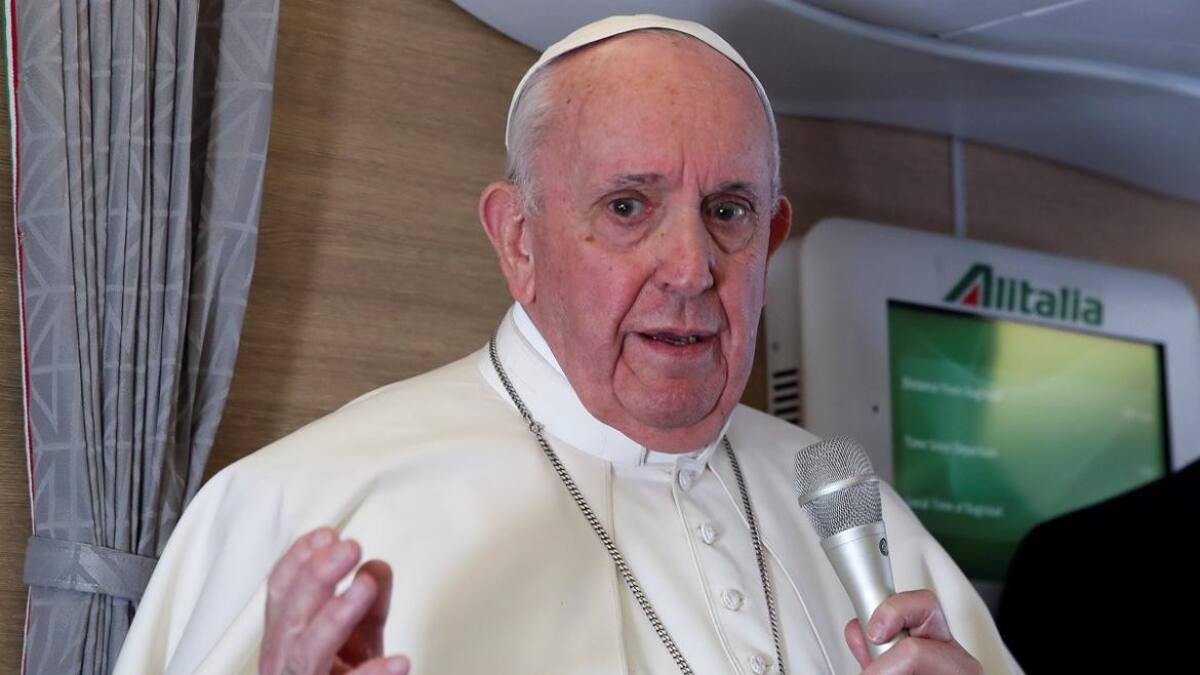 Papa Francisco, Iglesia, viaje en avión, REUTERS