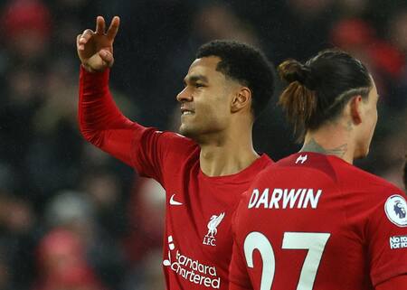 Cody Gakpo; Liverpool-Manchester United. Foto: Reuters.