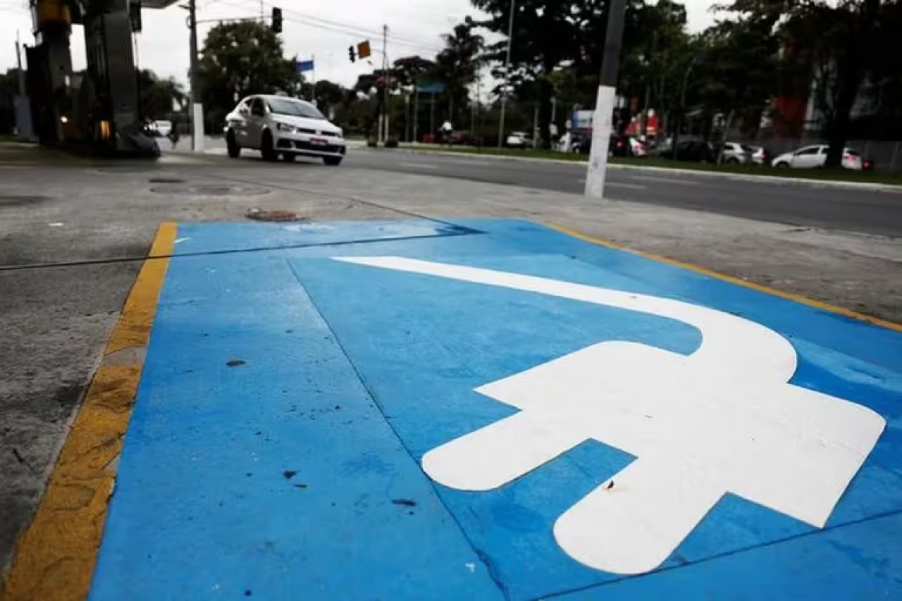 Vehículos eléctricos. Foto: Reuters
