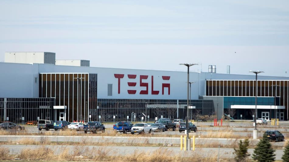 Tesla_Reuters