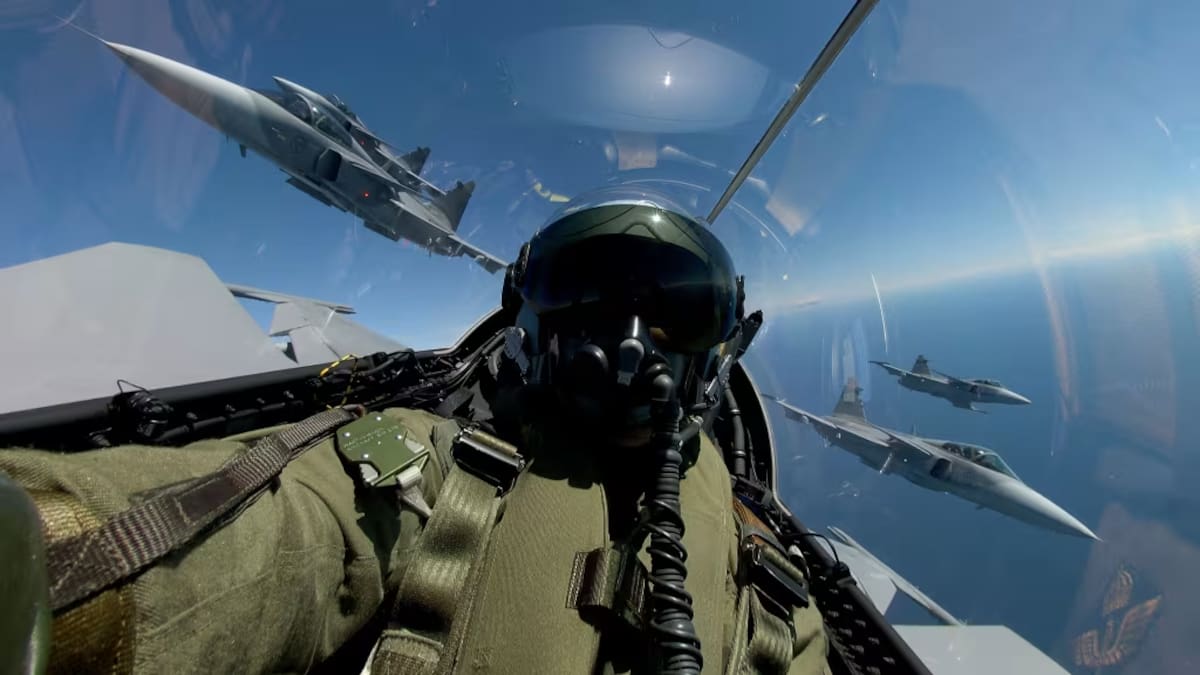 Un avión caza F-39E Gripen realizó el primer disparo del misil aire-aire MBDA Meteor.