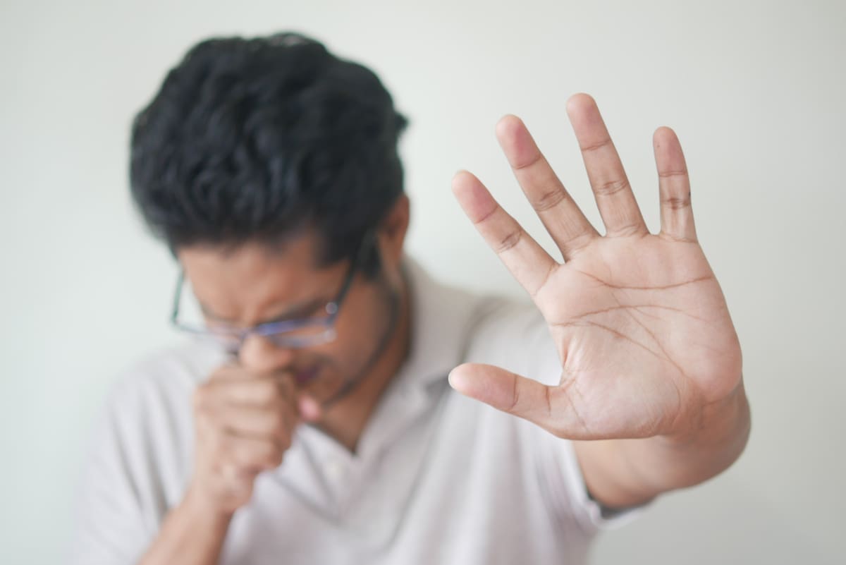 Dolor de garganta. Foto: Unsplash.